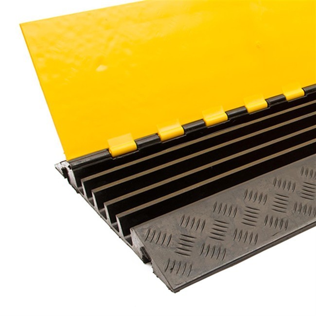 Cable Protector – 5 Channel – Yellow and Black – Rubber United