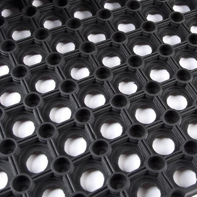 rubber-united-ring-mat-on-roll-16mm-22mm-2