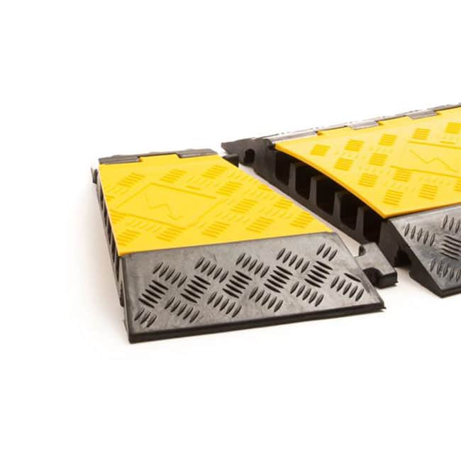 rubber-united-Cable-Protector---5-channel---Left-Corner.2