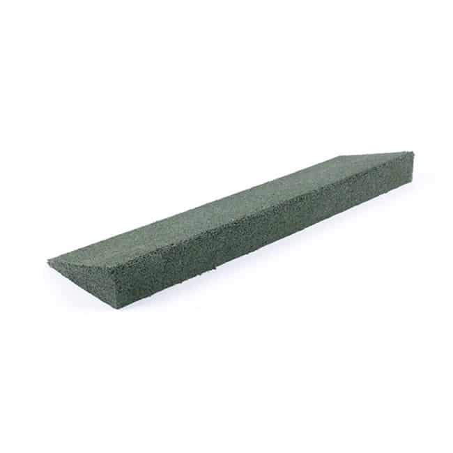 rubber-united-rubber-playground-tile-edging-green-2
