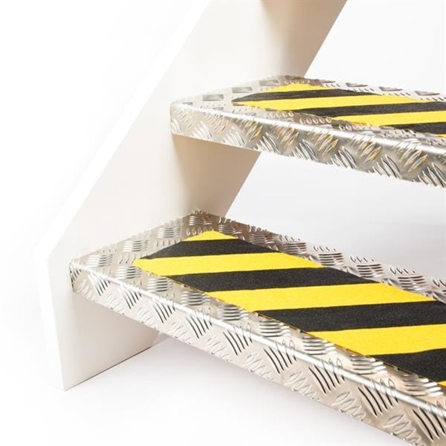 rubber-united-anti-slip-safety-grip-cleat-150mm-black-yellow-3