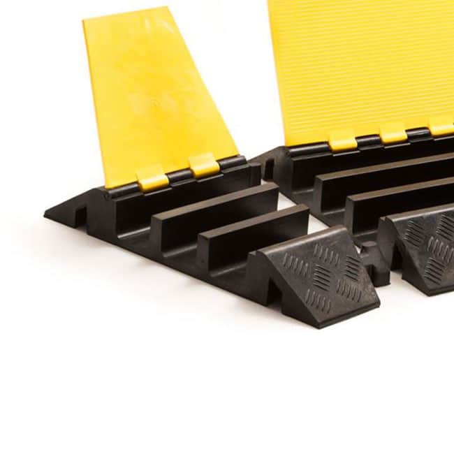 Cable protector 3 channel – Right Corner