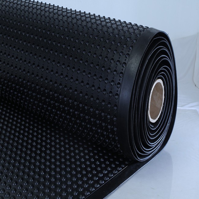 Rubber Anti-Fatigue Bubble Mat on Roll